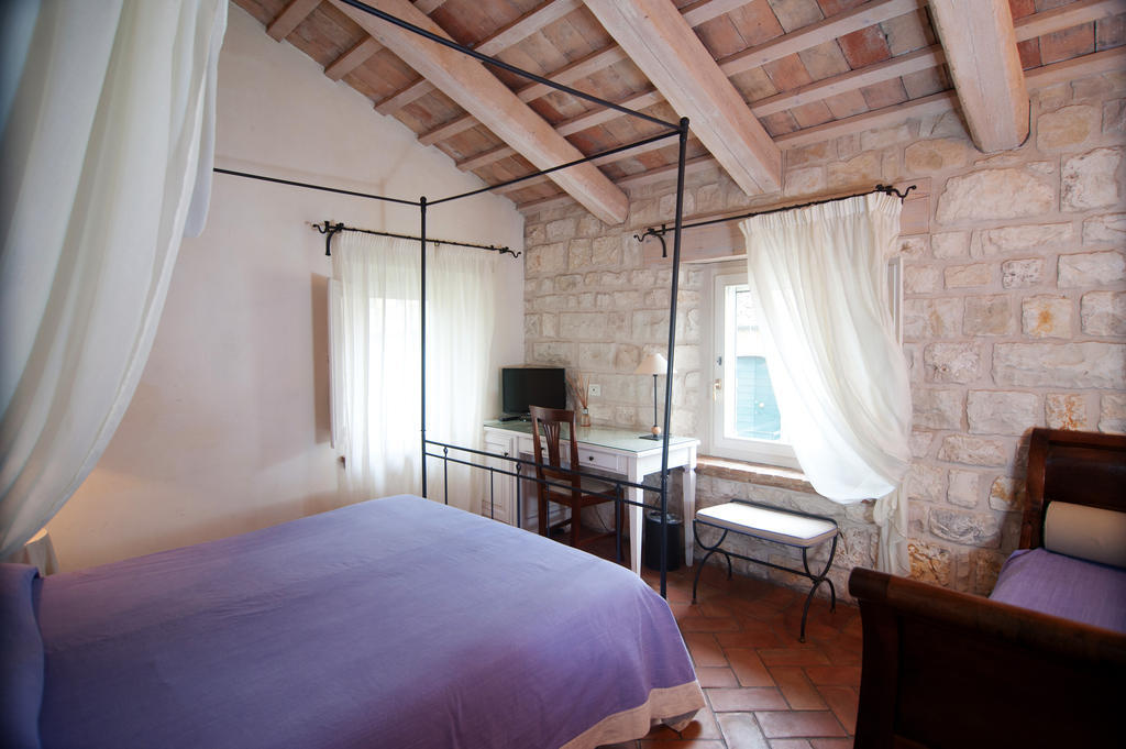 Valcastagno Relais & Residence Сироло Номер фото